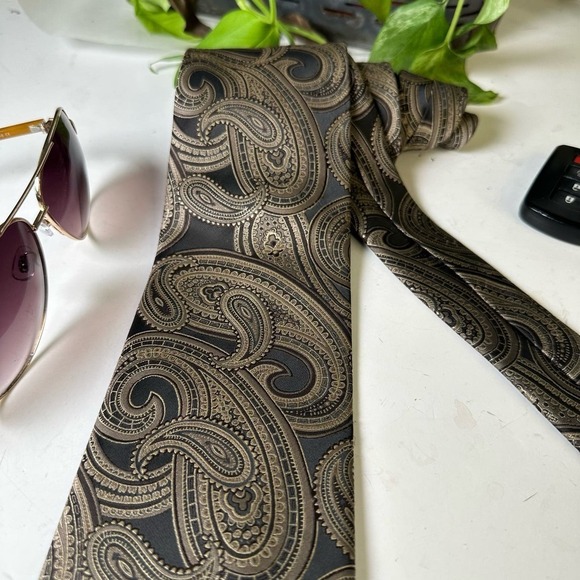 Vintage Colours Alexander Julian Black + Tan Paisley Tie Polyester 3.5" Wide - Picture 3 of 7